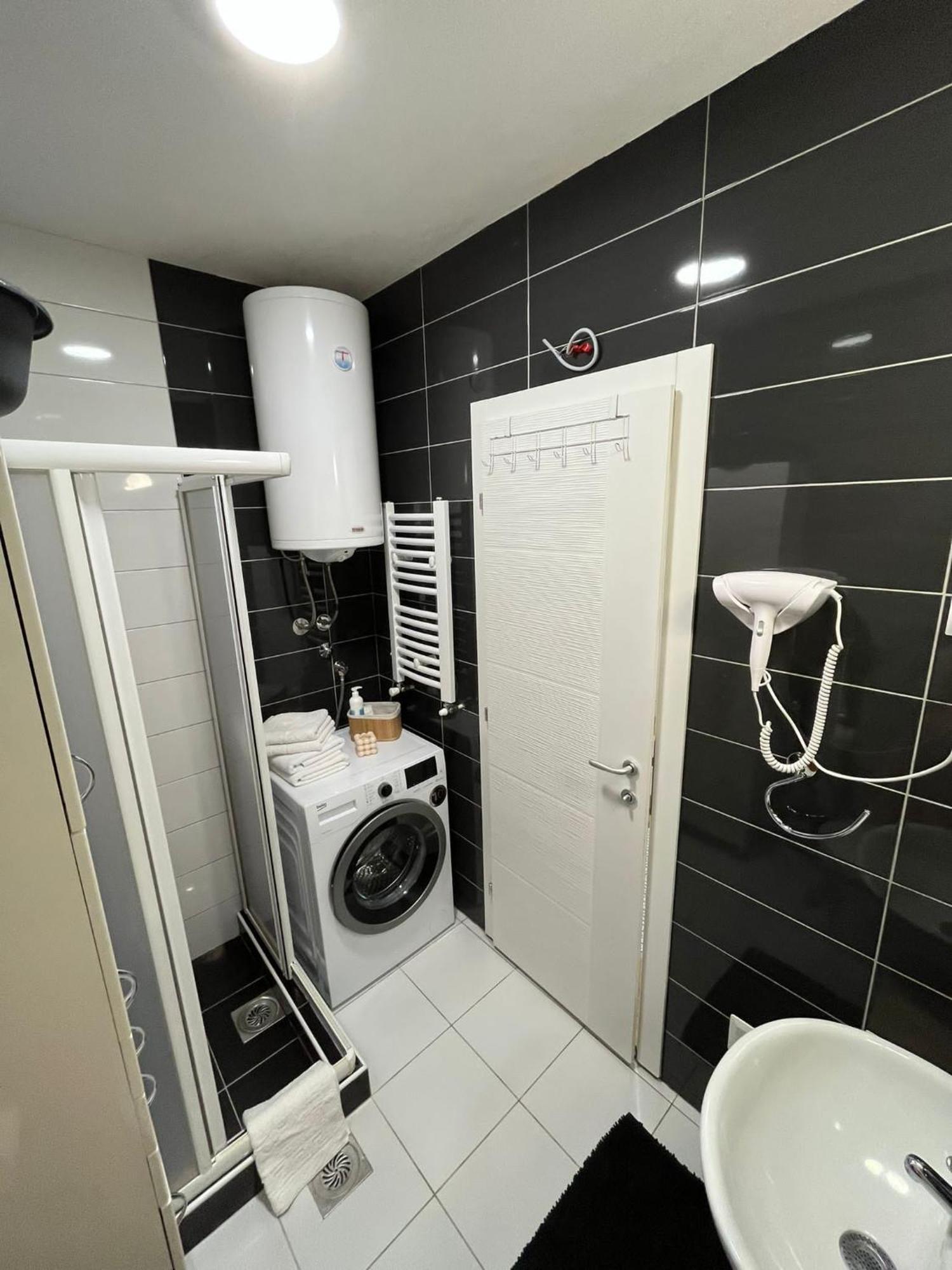 Apartman Mia Centar Kruševac Exterior foto
